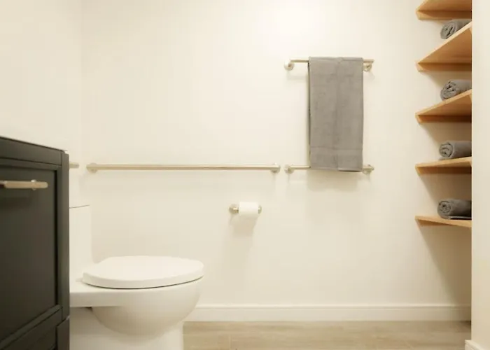 Apartamento Above The Roots - Elegant And Bright