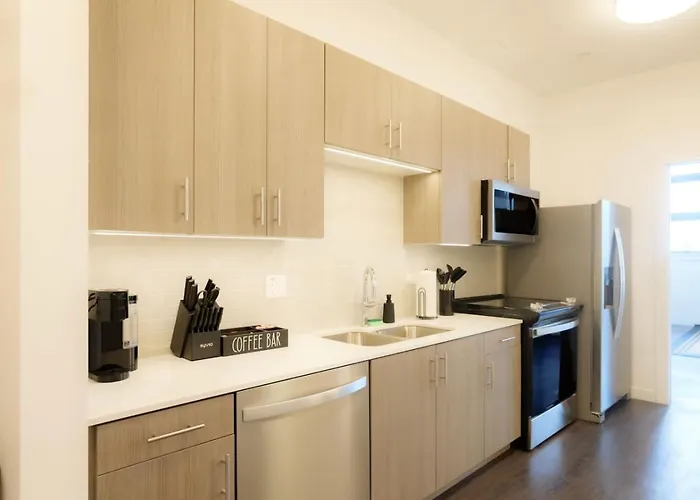 Apartamento Above The Roots - Elegant And Bright Washington